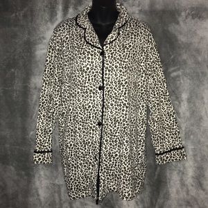 Victoria’s Secret leopard pijama top